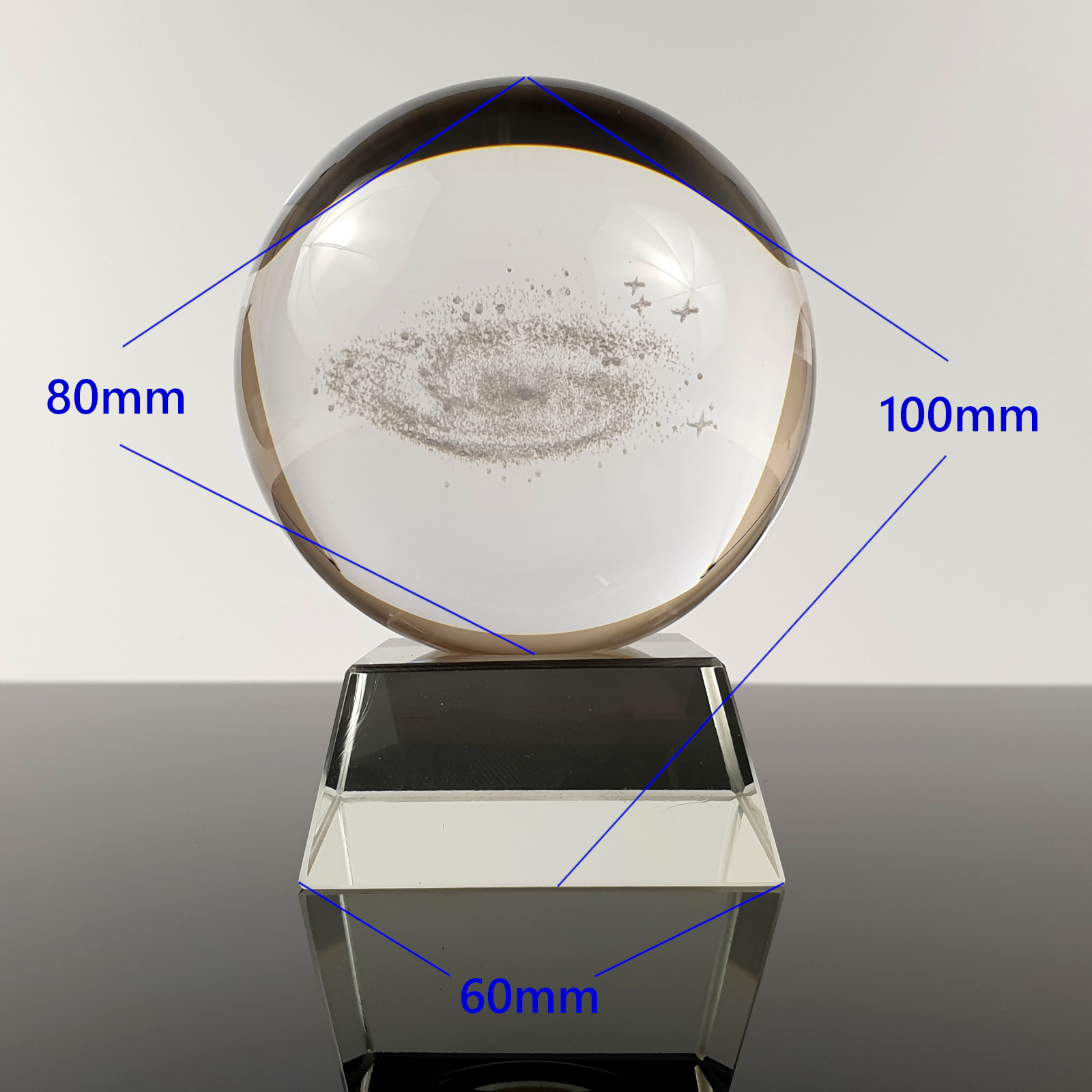 Kristallglaskugel mit Lasergravur Milchstraße